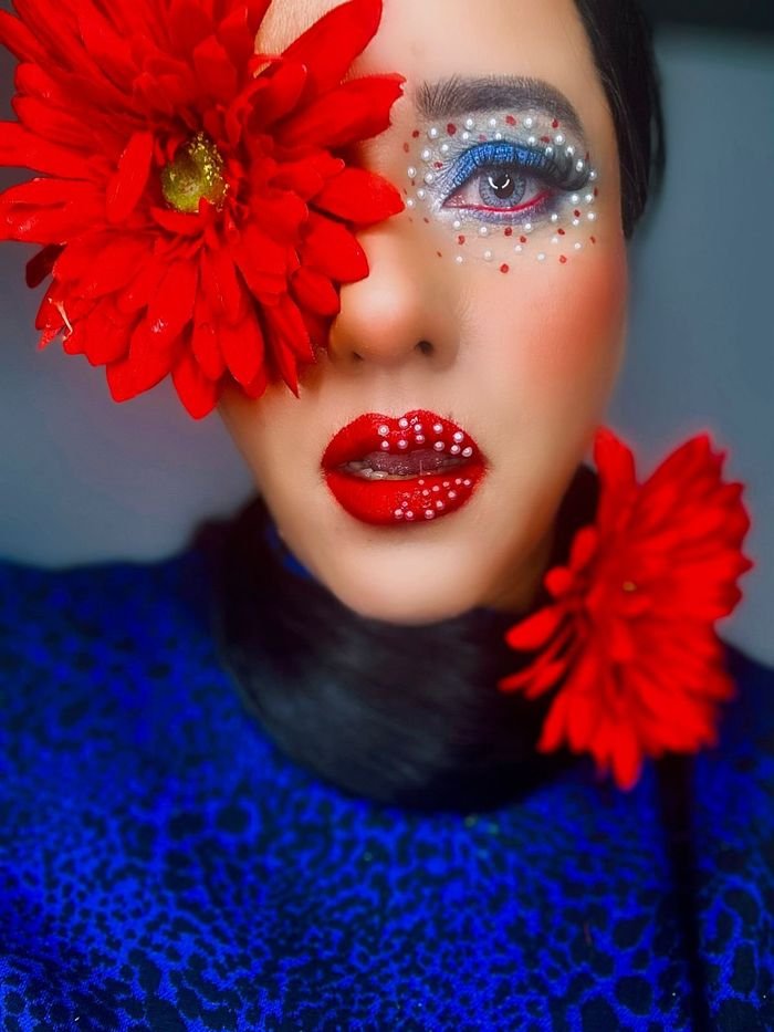 Editorial & Creative example 2 by Sana Kinaan in Dubai